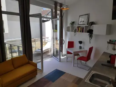 Ein Sitzbereich in der Unterkunft Beautiful New Apartment in Donaustadt