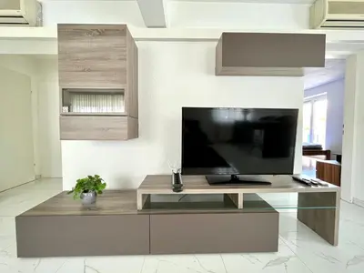 TV/Unterhaltungsangebot in der Unterkunft Luxuriöses Apartment mit Pool