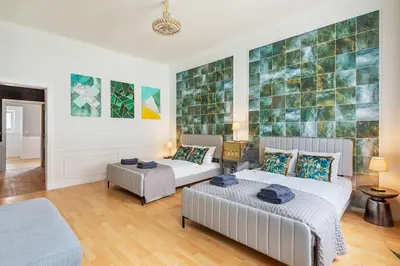 Ein Bett oder Betten in einem Zimmer der Unterkunft Anthrazit Oasis near Center Shoppingstreet 3 room