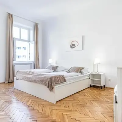 Stylish 2BR A22