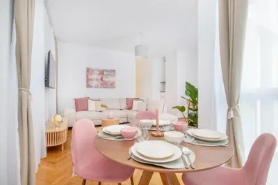 Ein Sitzbereich in der Unterkunft Luxuswohnung in Wiens Zentrum