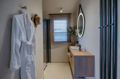 Ein Badezimmer in der Unterkunft Neueröffnung NEUER STRAND inklusive Burgenland Card