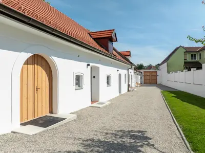 Das Gebäude in dem sich die Ferienwohnung befindet