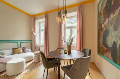 Ein Sitzbereich in der Unterkunft josef's home I Vienna Charm Apartment I 01