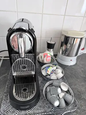 Kaffee-/Teezubehör in der Unterkunft Urban Nest Vienna - Fast Wi-Fi - Sleeps 4 - Free Coffee&Tea