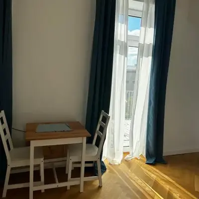 Altbaujuwel mit Terrasse