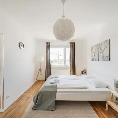 New renovated apartment at Hauptbahnhof