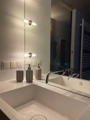 Ein Badezimmer in der Unterkunft Designer Apartment Nähe Oper Naschmarkt