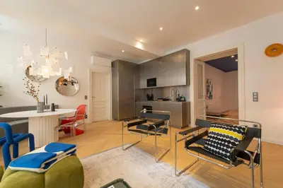Ein Sitzbereich in der Unterkunft josef's home I Deluxe Suite I Quiet & Central