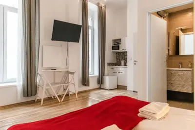 TV/Unterhaltungsangebot in der Unterkunft 2 Spacious Apts for 6P, Only 7Min to Stadthalle