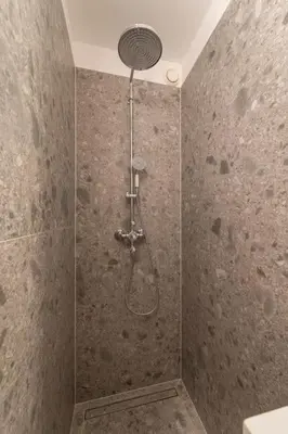 Ein Badezimmer in der Unterkunft josef's home I Premium Apartment I modern & urban