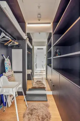 Grundriss der Unterkunft Free car parking Appartement- 25min to Downtown