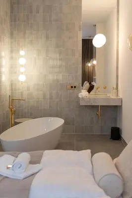 Ein Badezimmer in der Unterkunft josef's home I Superior Suite I Quiet & Central