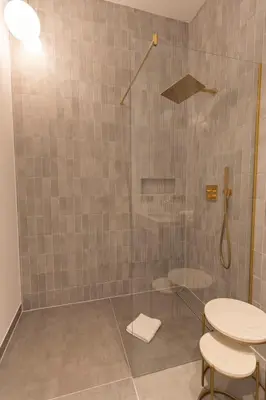 Ein Badezimmer in der Unterkunft josef's home I Superior Suite I Quiet & Central