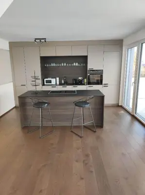 Küche/Küchenzeile in der Unterkunft Luxus Penthouse gegenüber Vienna International Centre und Kaiserwasser