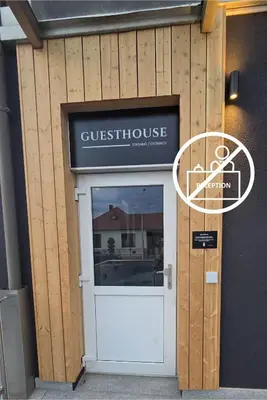 Ein Zertifikat, Auszeichnung, Logo oder anderes Dokument, das in der Unterkunft Guesthouse Purbach ausgestellt ist