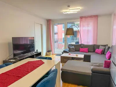 TV/Unterhaltungsangebot in der Unterkunft Gemütliche 3SZ-Wohnung in 1220