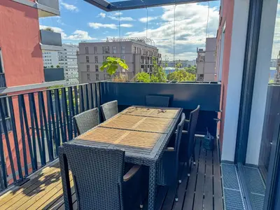 Ein Balkon oder eine Terrasse in der Unterkunft Gemütliche 3SZ-Wohnung in 1220