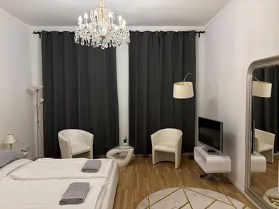 Ein Bett oder Betten in einem Zimmer der Unterkunft Vienna Luxury Dream Home