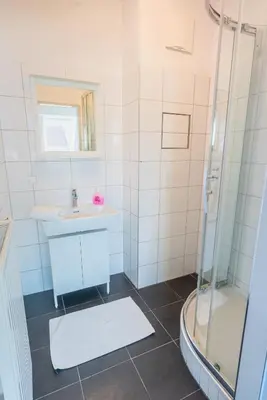 Ein Badezimmer in der Unterkunft Luxury Penthouse with Rooftop Terrace