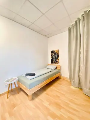 Grundriss der Unterkunft Cozy 3BR Apartment, 6 Minutes to the Train Station
