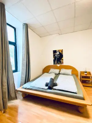 Grundriss der Unterkunft Cozy 3BR Apartment, 6 Minutes to the Train Station