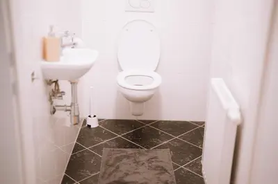Ein Badezimmer in der Unterkunft 90qm, 3 bedrooms, near Schönbrunn, balcony - Axara Housing