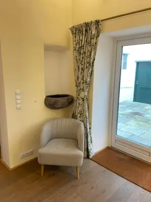 Ein Sitzbereich in der Unterkunft Quiet apartment close to center