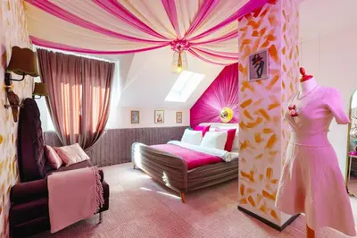 Ein Bett oder Betten in einem Zimmer der Unterkunft Free Parking-3BR-200m2 House-AC-1000m2 Garden