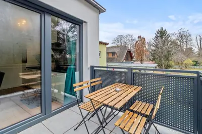 Ein Balkon oder eine Terrasse in der Unterkunft NobleNest Deluxe - Massage - Kaffee - Arbeitsplatz