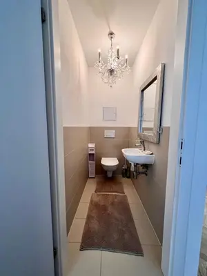 Ein Badezimmer in der Unterkunft Modern apartment to stay in Vienna