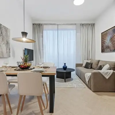 Living No 5 by GT7 Hospitality