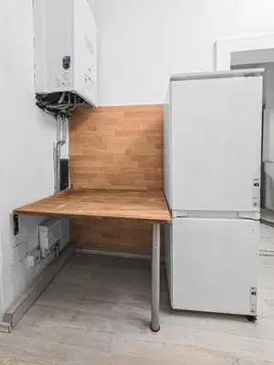 Küche/Küchenzeile in der Unterkunft Near Taborstrasse 2Bedrooms for 4