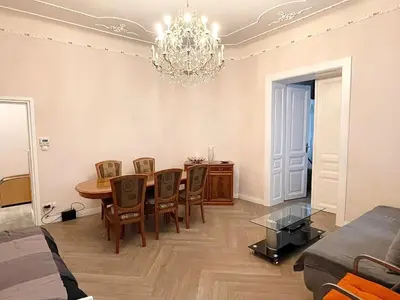 Ein Sitzbereich in der Unterkunft City Apartment