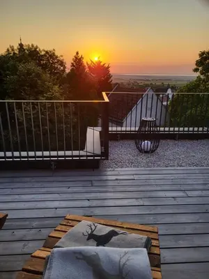 Ein Balkon oder eine Terrasse in der Unterkunft HillsideHome Donnerskirchen, Neu ab 10-2025