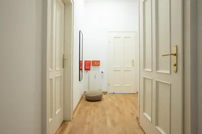 Ein Badezimmer in der Unterkunft Cozy 1BR apartment near Opera - 24h self check-in