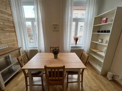 Küche/Küchenzeile in der Unterkunft Charming new apartment in Vienna next to Stadthalle