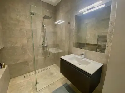 Ein Badezimmer in der Unterkunft Urban Hotspot Apartment