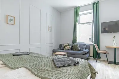 Ein Bett oder Betten in einem Zimmer der Unterkunft Private and Elegant Studio in Residential Vienna
