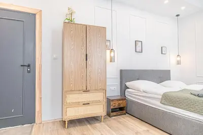 Ein Bett oder Betten in einem Zimmer der Unterkunft Private and Elegant Studio in Residential Vienna