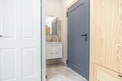 Ein Badezimmer in der Unterkunft Private and Elegant Studio in Residential Vienna