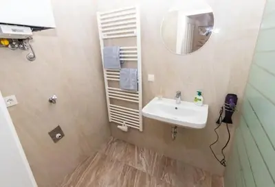 Ein Badezimmer in der Unterkunft Premium Deluxe in the Center