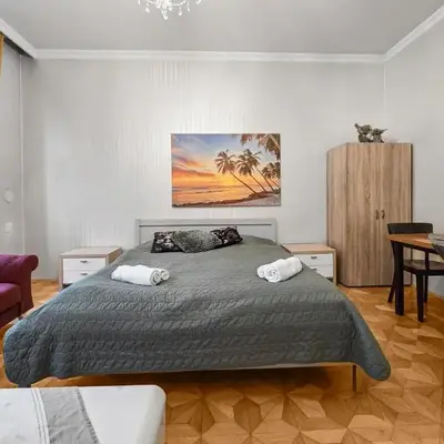 4Rooms center