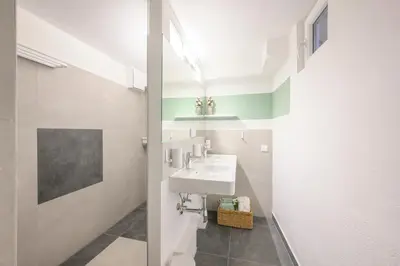 Ein Badezimmer in der Unterkunft Olive Oasis