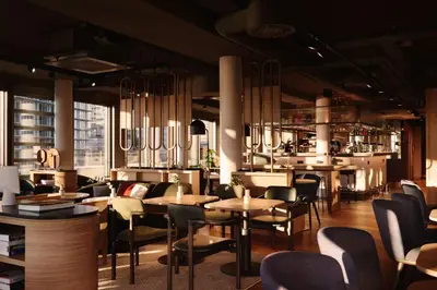 Ein Restaurant oder anderes Speiselokal in der Unterkunft A by Adina Vienna