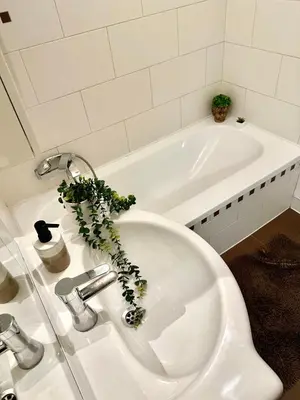 Ein Badezimmer in der Unterkunft Quiet Apartment near Airport Vienna #2