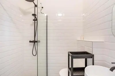 Ein Badezimmer in der Unterkunft Designer Flat Vienna