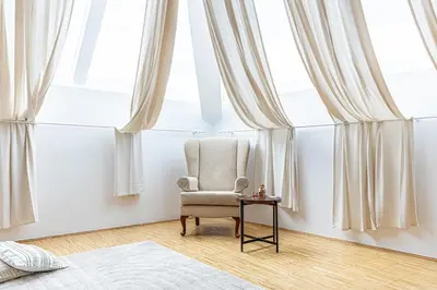 Ein Bett oder Betten in einem Zimmer der Unterkunft Comfy 3 Bedroom Apartment with Living Room and Balcony near Park