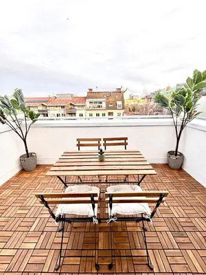 Ein Balkon oder eine Terrasse in der Unterkunft Takara Living 24 mit Terrasse