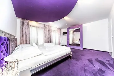 Ein Bett oder Betten in einem Zimmer der Unterkunft Luxury apartment with pool